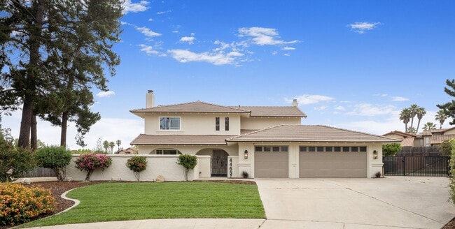 Executive Style Living .... - Executive Style Living .... House