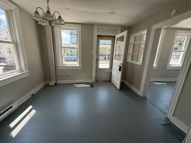 5 S Water St Unit 5 S Water St unit a