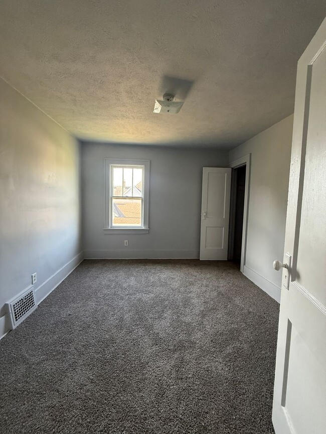 Photo - Beautiful 4/2 Home