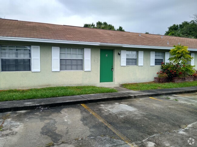 Building Photo - 570 13th Pl Rental