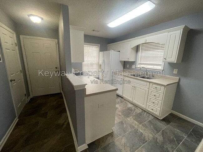 1224 Longpoint Dr