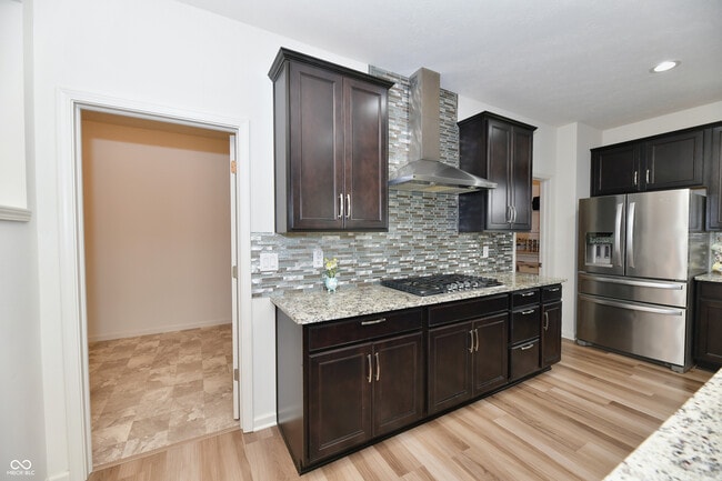 Photo - 6013 Meadowview Dr