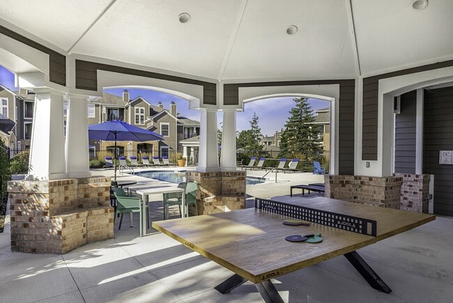 Lantern Woods Apartments