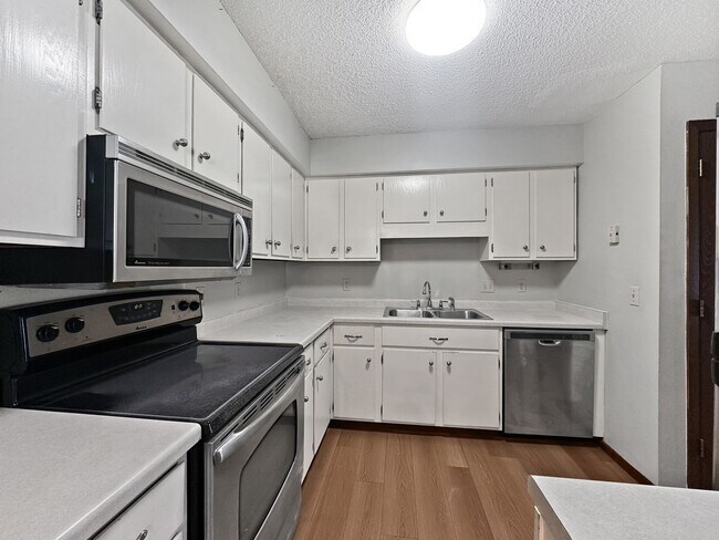 Photo - 5112 41st Ave S