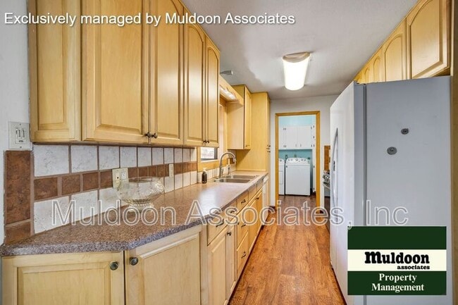 Photo - 70 Caledonia Rd