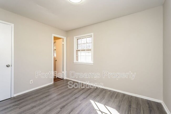 Photo - 1316 Pleasant St