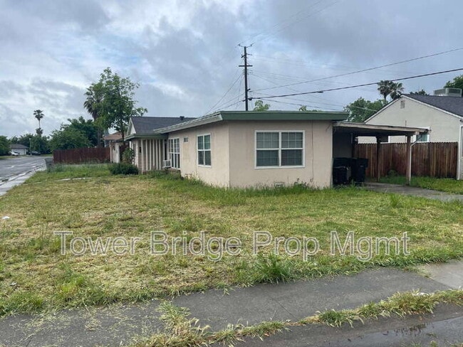 Photo - 2841 Taft St