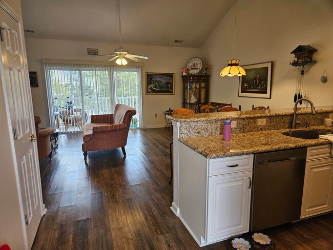 Building Photo - 108 Scotch Broom Dr Unit 201