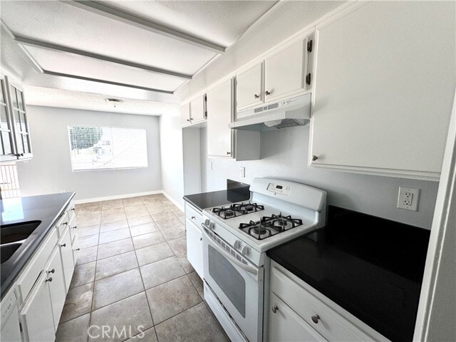 Photo - 579 W 14th St Unit 4