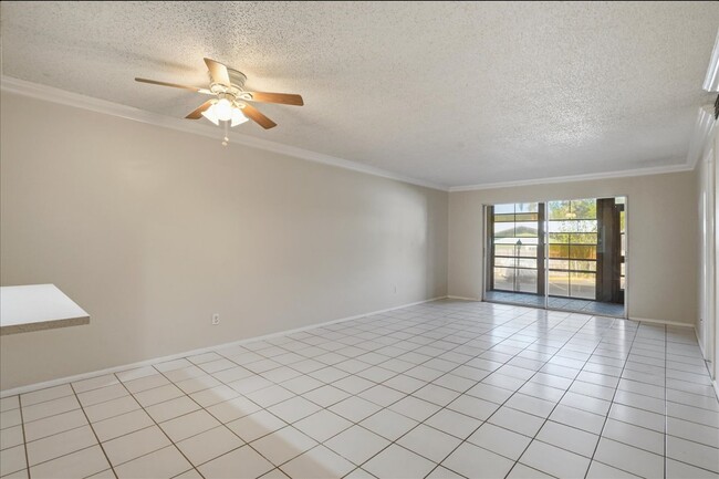 Photo - 3700 S Osprey Ave