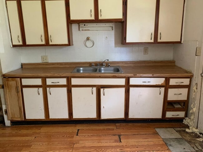 Photo - 927 E Harrison Ave