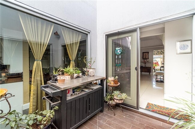 Photo - 19 S Col Rowe Blvd Unit 23