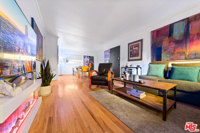 Photo - 1330 N Crescent Heights Blvd Unit 16