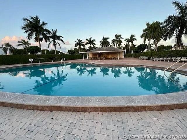 Building Photo - 87 Fanshaw C Unit 87