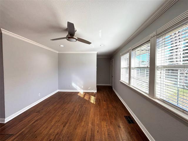 Photo - 3933 Park Ln