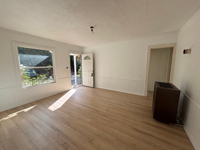 Photo - 2896 Coloma St House