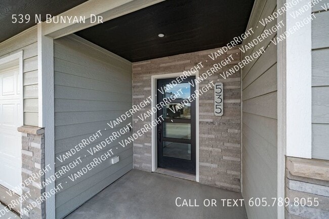 Building Photo - 539 BUNYAN Dr Rental