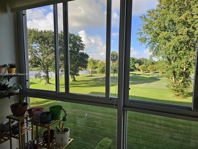 Photo - 551 SW 135th Ave Condo Unit 305B
