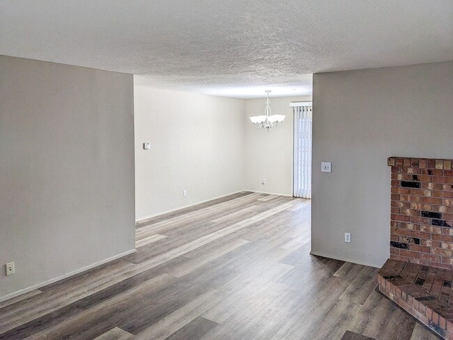 Photo - 4363 Sylvia Ct SE