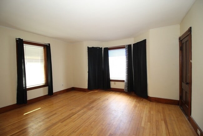 Photo - 71 Ash St Unit 1