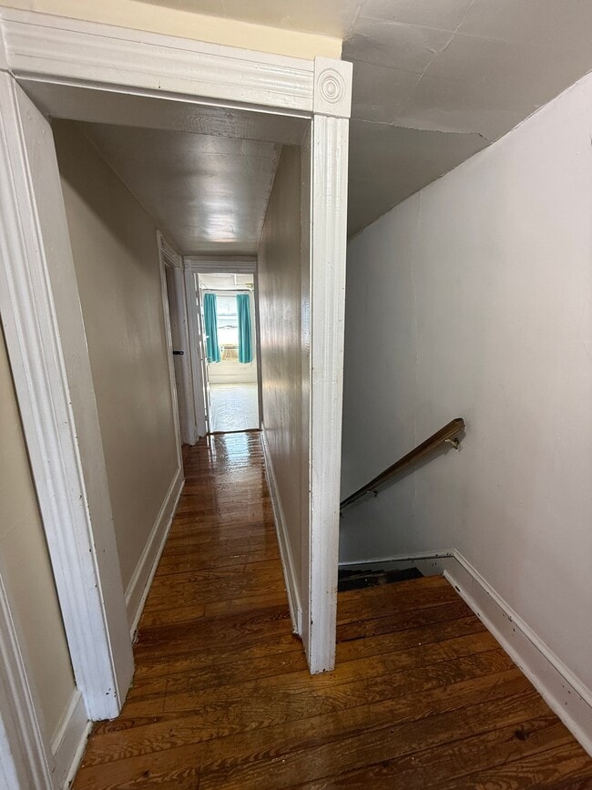Photo - 720 Winchester Ave