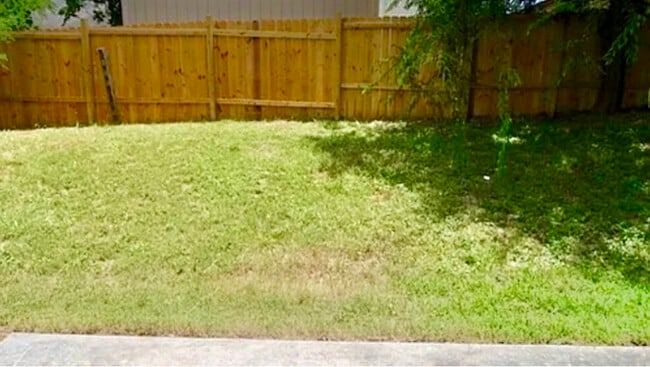 Photo - 7422 Radford Trail