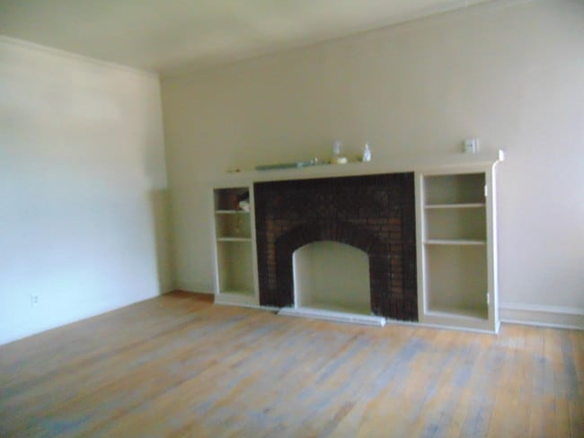 Photo - 6644 S Peoria St Unit 1a