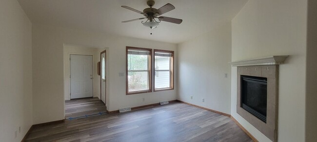 Photo - 1323/1325 Natalie Unit 1325