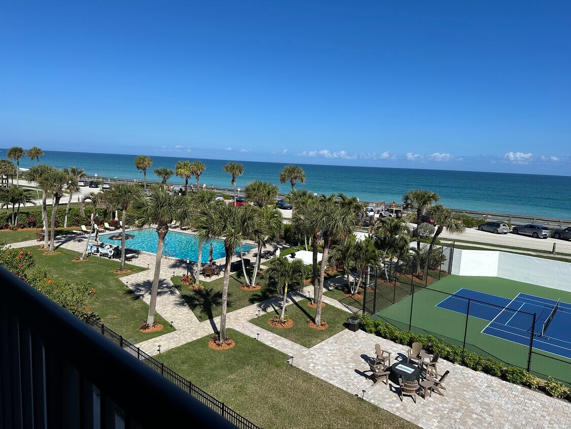 Photo - 4141 Ocean Dr (Vero Beach, FL)