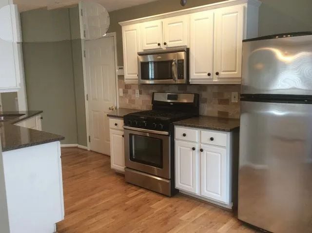 Photo - Room in House on Evanston Ct