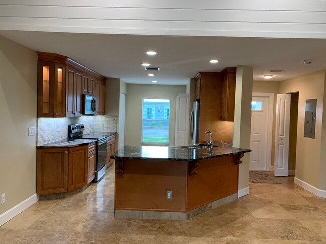 Photo - 928 NW Spruce Ridge Dr