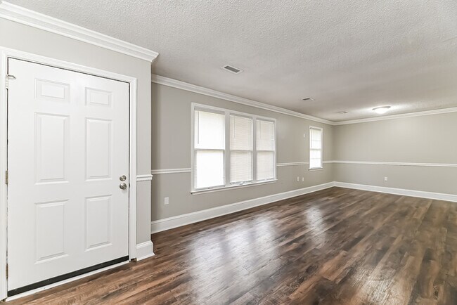 Photo - 7724 Peggy Dr