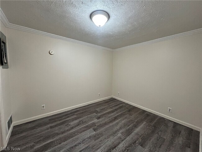 Photo - 106 Columbus Way Unit 1