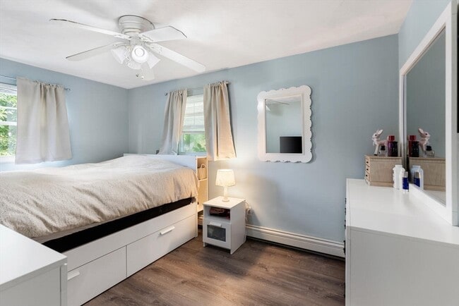 Photo - 18 Brookfield Dr