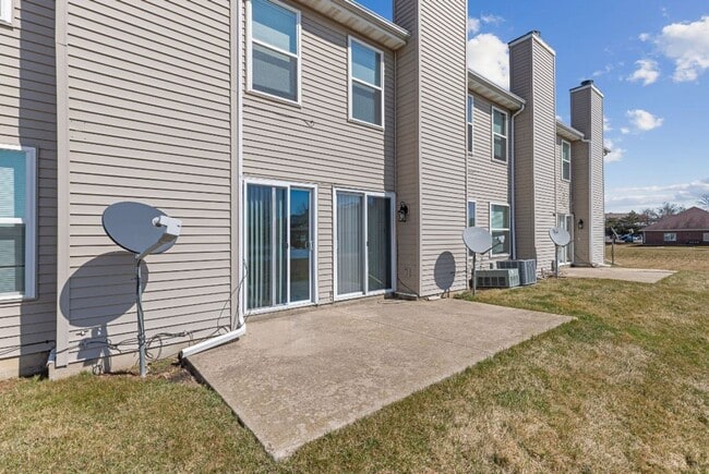 Photo - Rockford Townhomes East 2BR/1.5BA