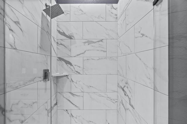 Photo - 1701 Belzise Terrace