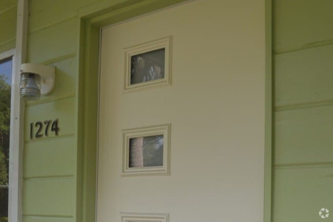 Building Photo - 1274 36th St Rental