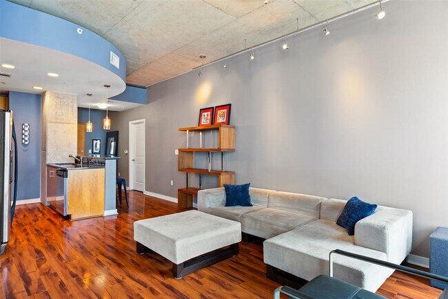 Photo - 360 Nueces St Unit 2006