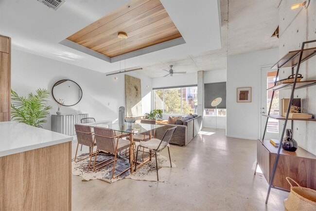 Photo - 2301 S 5th St Unidad 31