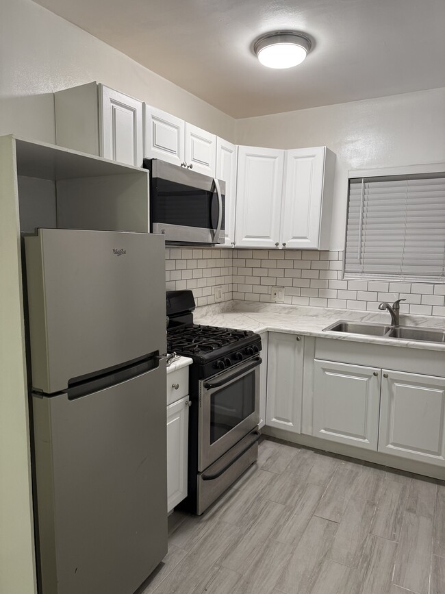 Photo - 3405 Fay Ave Apartment Unit B