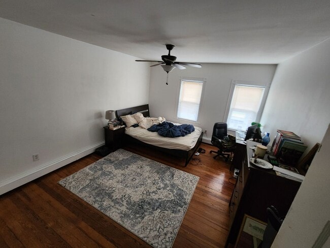 Photo - Best Deal Around! Don't Hesitate To Reach Out To Set Up A Showing
