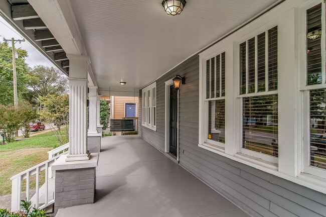 Photo - 217 Treutland Ave