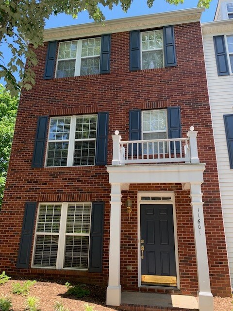 Building Photo - 11601 Windsor Castle Ln Rental