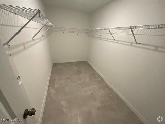 Building Photo - 3850 Treasure Oak Wy Rental