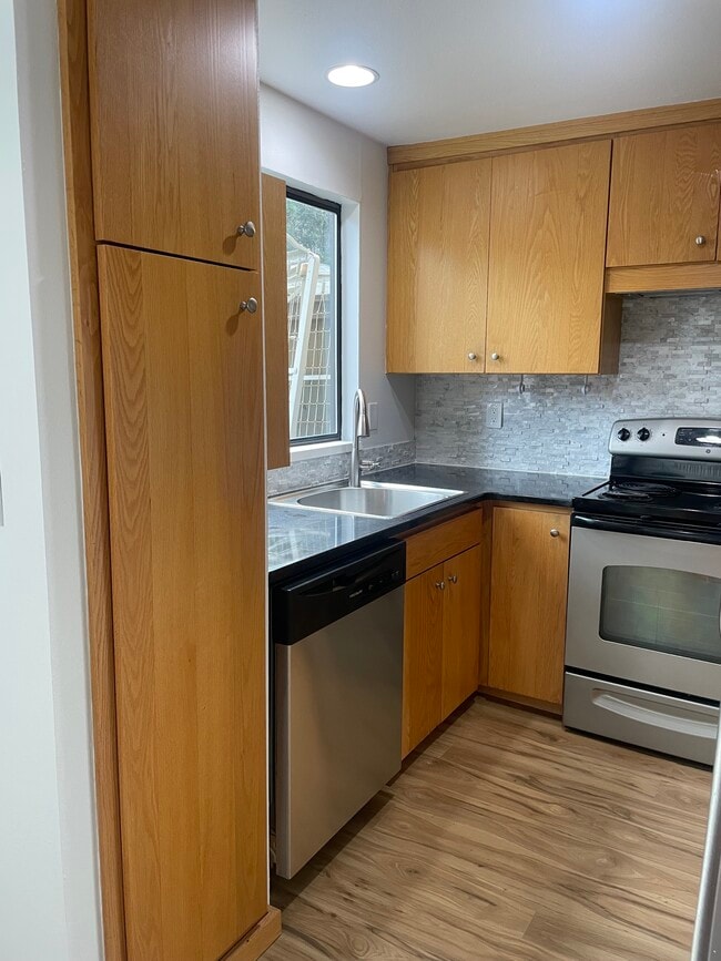 Photo - 1717 150th Ave SE