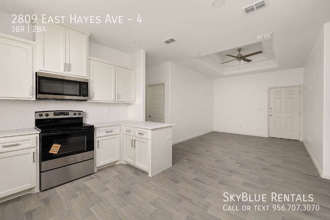 Building Photo - 2809 W Hayes Ave Unit 4