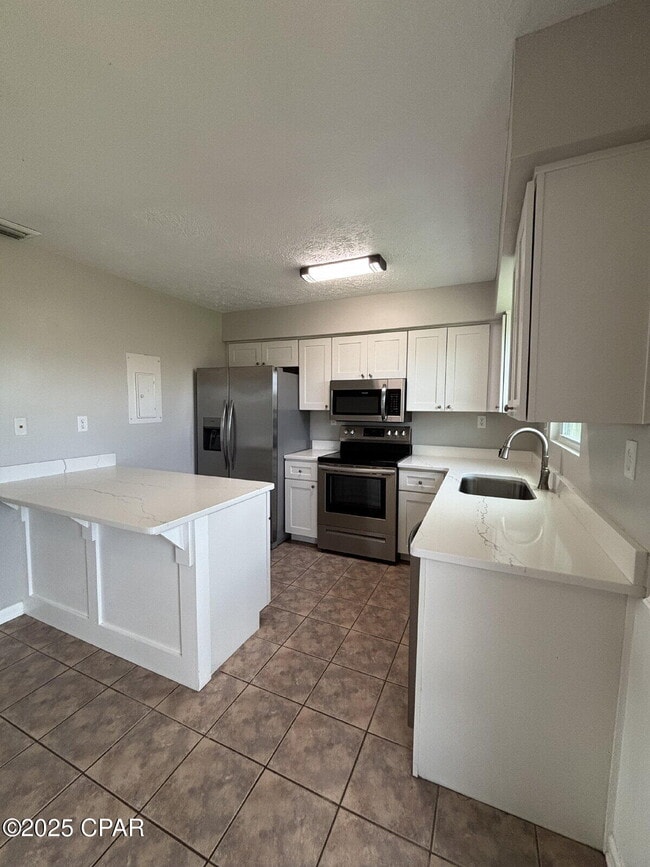 8003 Beach Dr
