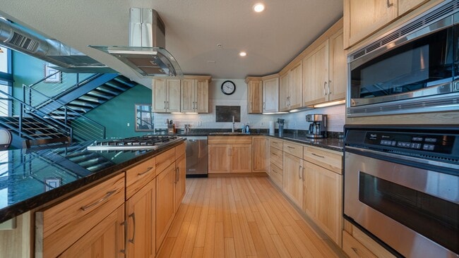 Photo - 417 E Kiowa St Unit 417 E Kiowa St #1203