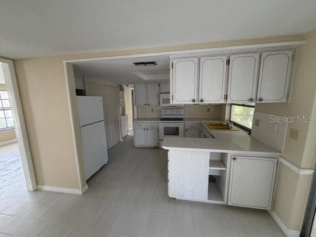 Photo - 7818 Foxwood Dr