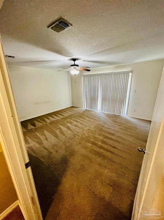 Photo - 2061 Pin High Dr